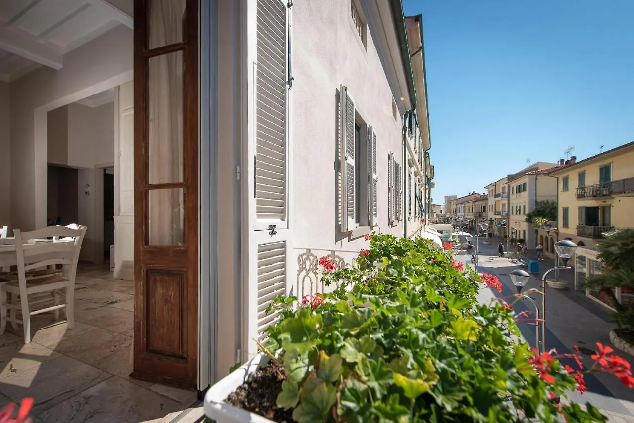Palazzo Degli Archi Apartment San Vincenzo 0*,  Italy
