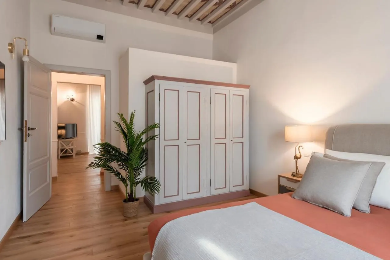 Palazzo Degli Archi Apartment San Vincenzo 0*,  Italy