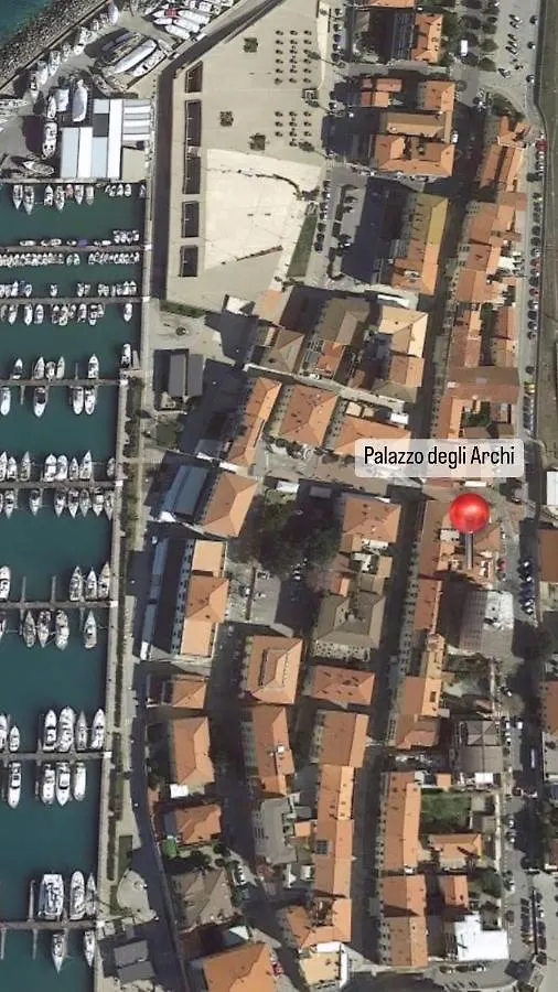 Palazzo Degli Archi Apartment San Vincenzo 0*,  Italy